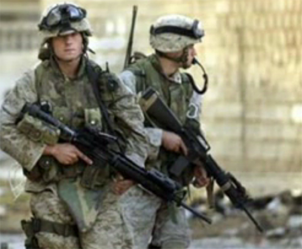 2 marines patrol 600